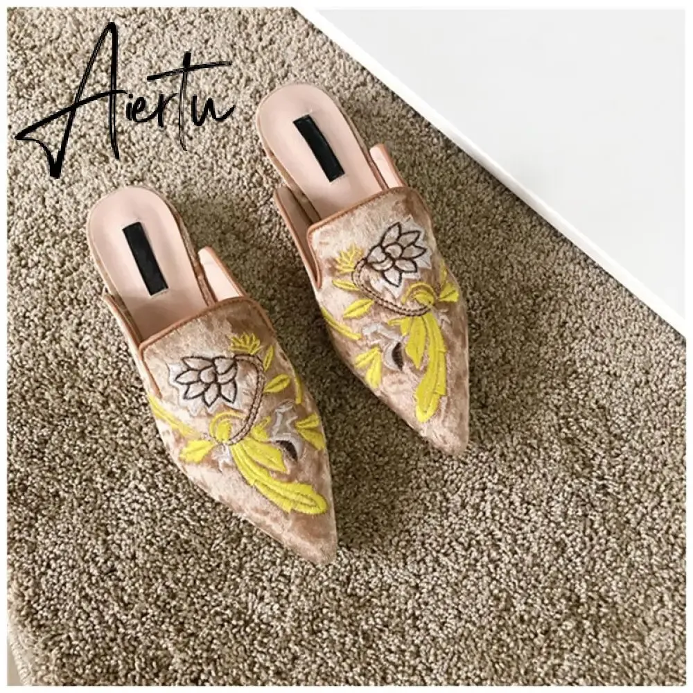 Aiertu  Spring Women Slipper Embroidery Flower Sandal Shoes Slip On Pointed Toe Mules Low Heel Casual Slides Big Size 41