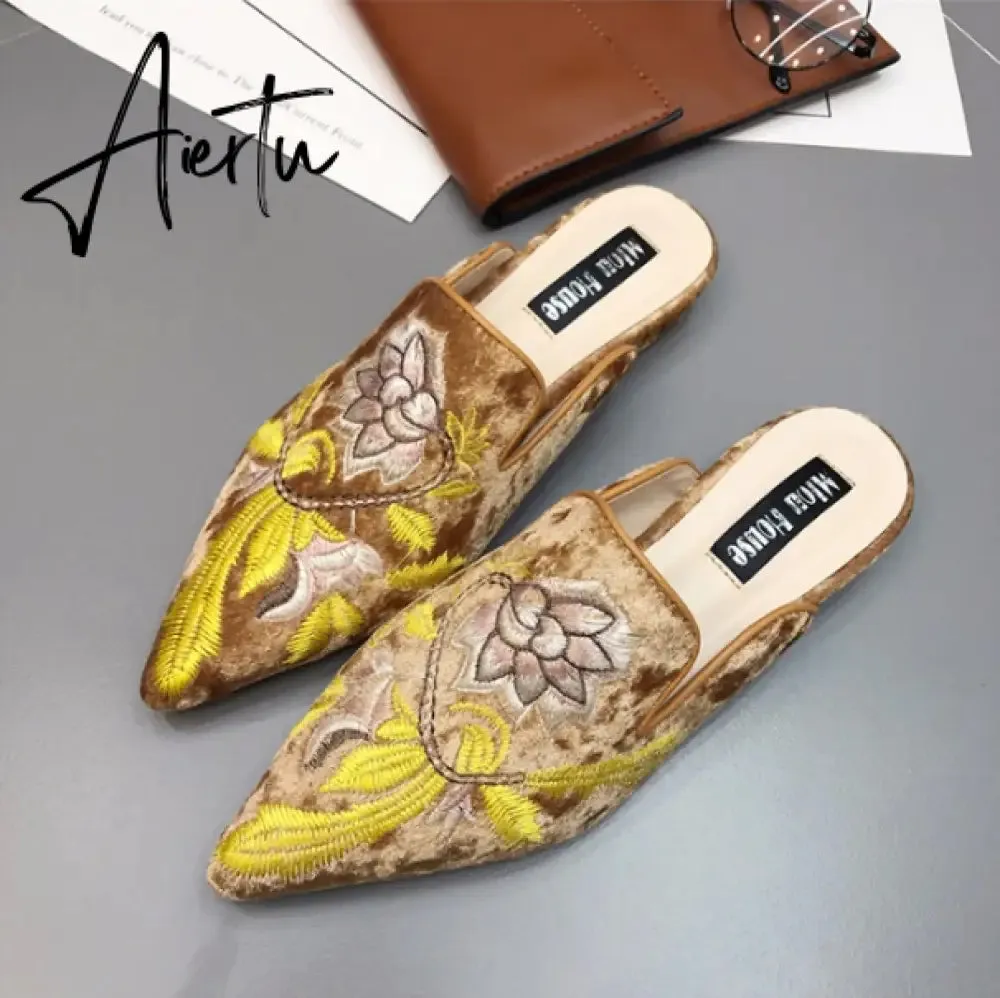 Aiertu  Spring Women Slipper Embroidery Flower Sandal Shoes Slip On Pointed Toe Mules Low Heel Casual Slides Big Size 41
