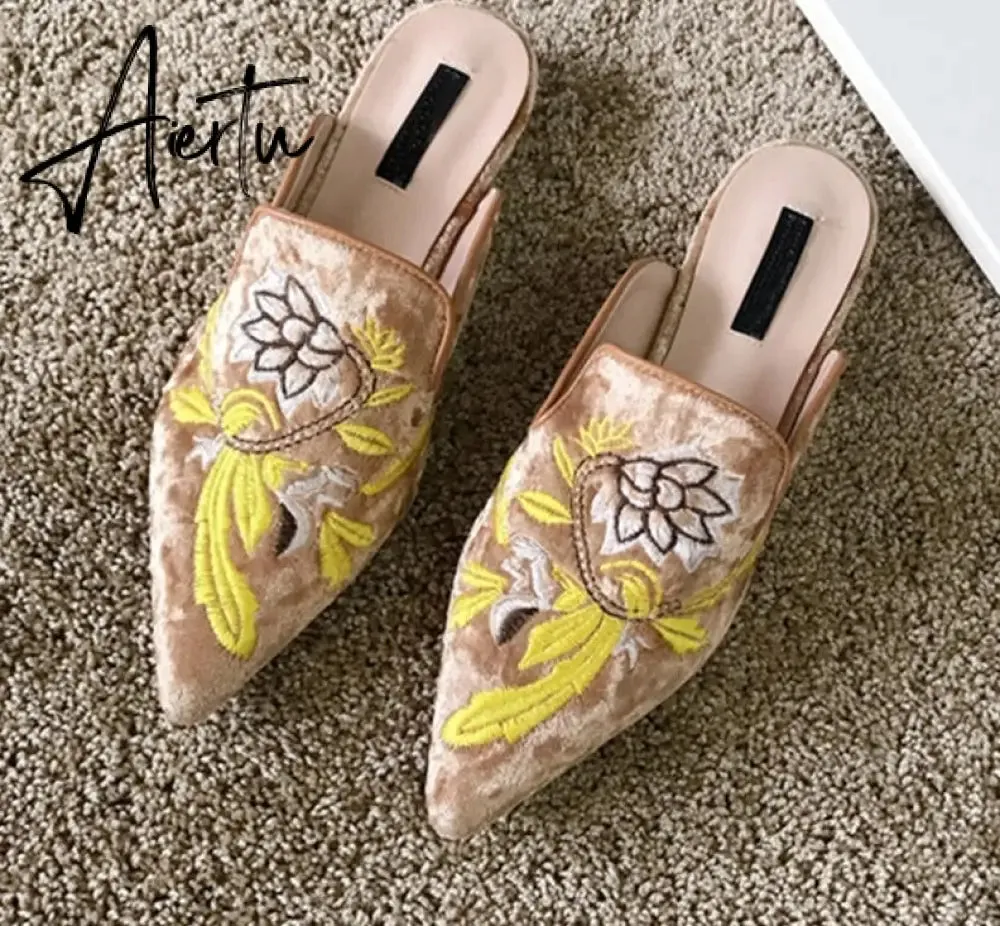 Aiertu  Spring Women Slipper Embroidery Flower Sandal Shoes Slip On Pointed Toe Mules Low Heel Casual Slides Big Size 41