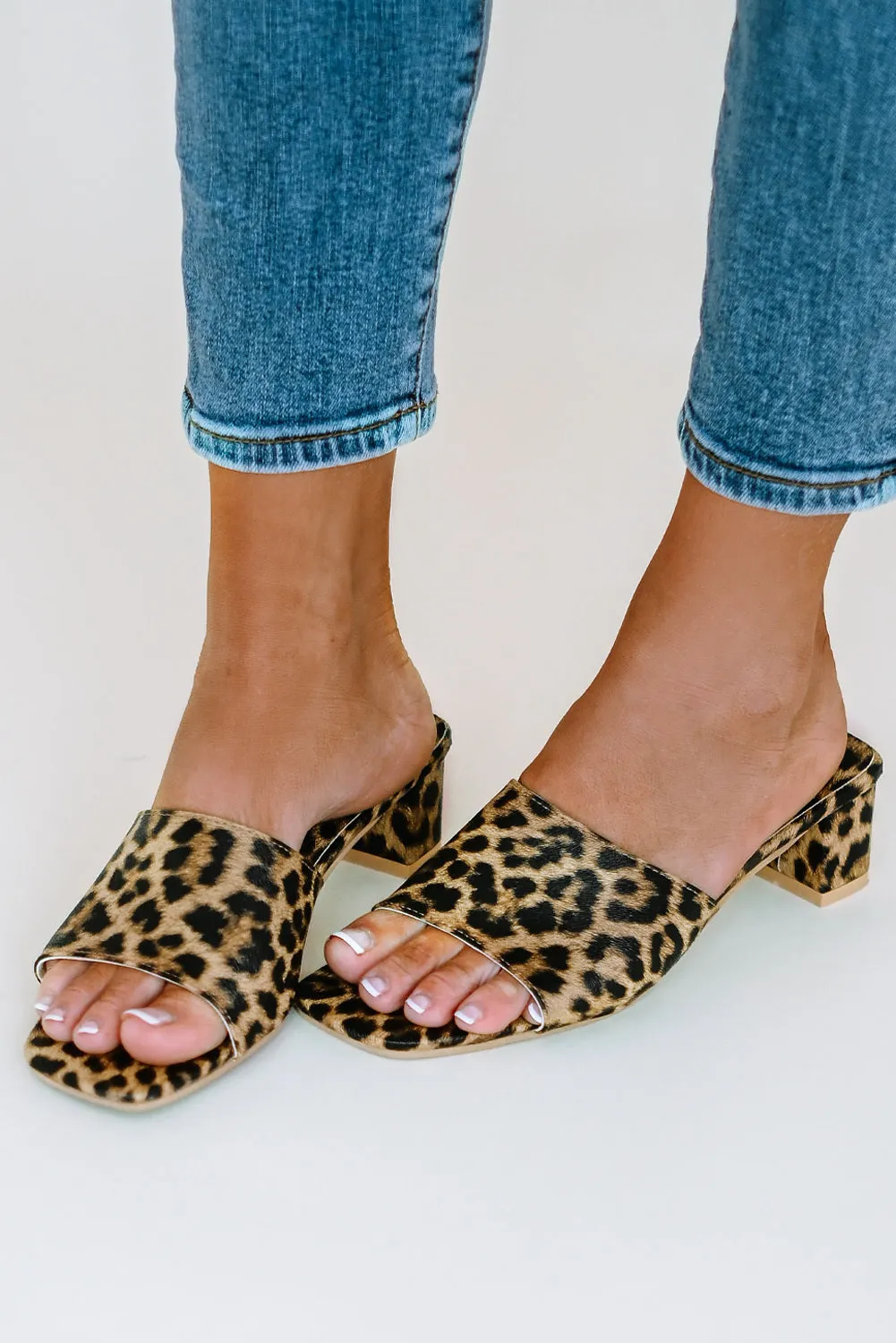 Women's Leopard Print Chunky Heel Sandal Mules
